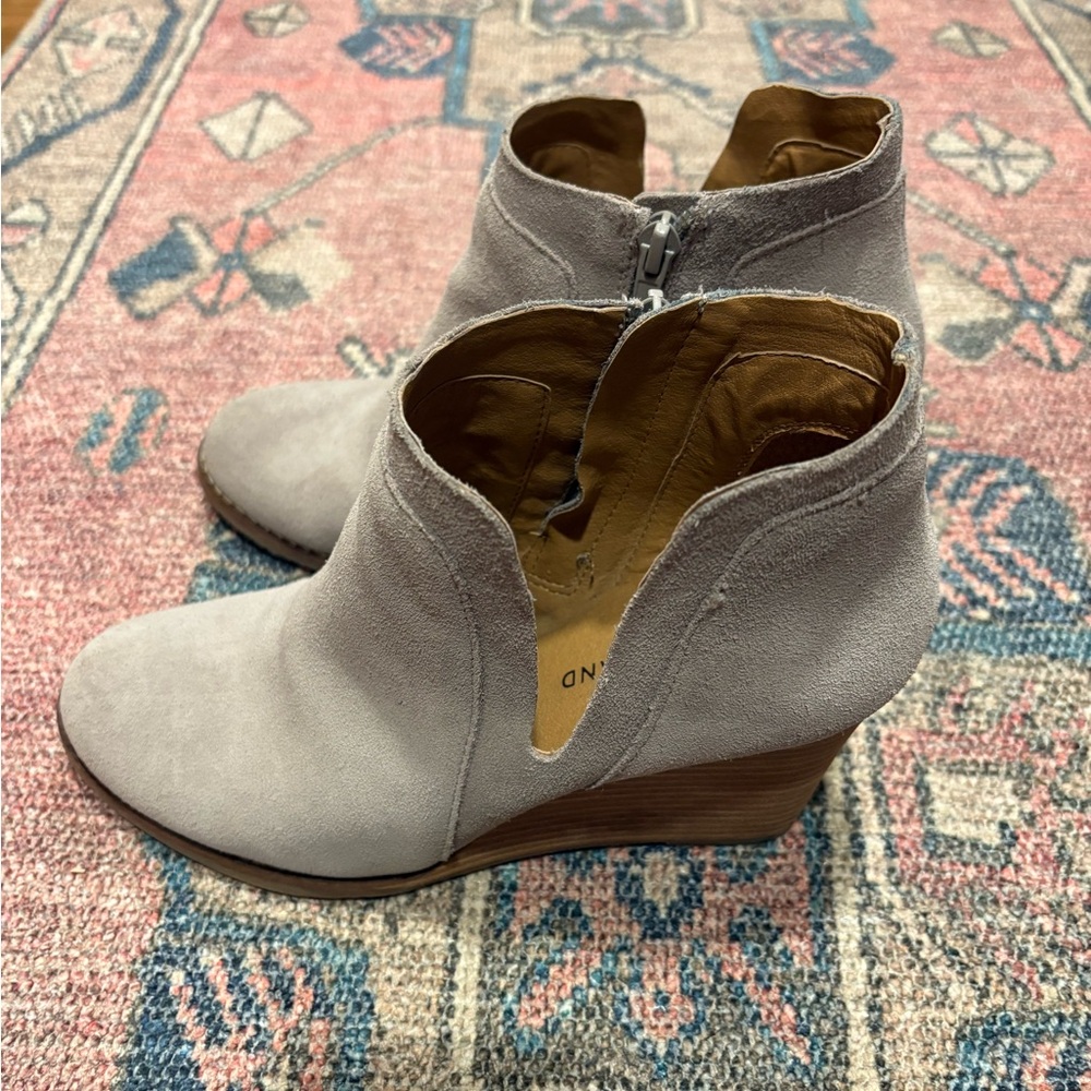 Lucky Brand Light Gray Suede Wedge Booties
